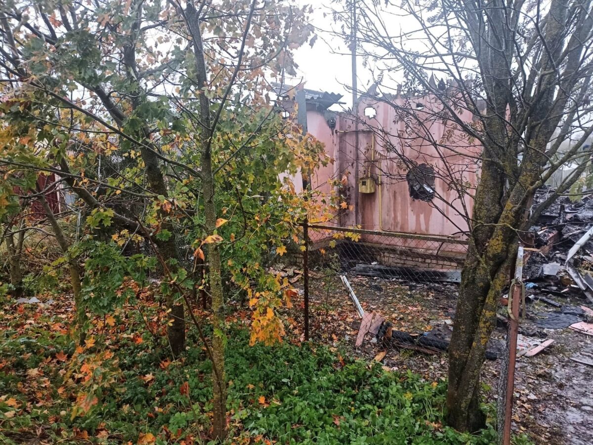 При пожаре под Тверью погибли два человека