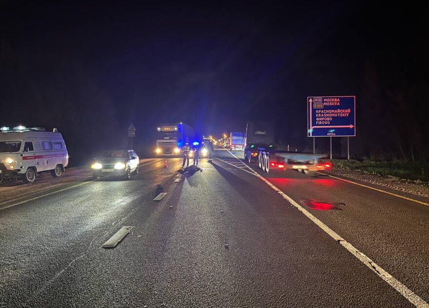 В Тверской области пешеход погиб под Камазом