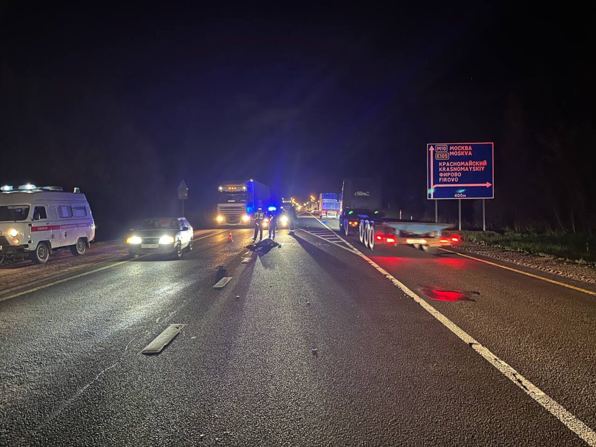 В Тверской области пешеход погиб под Камазом