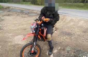 Маму 12-летнего водителя питбайка доставили в полицию Твери