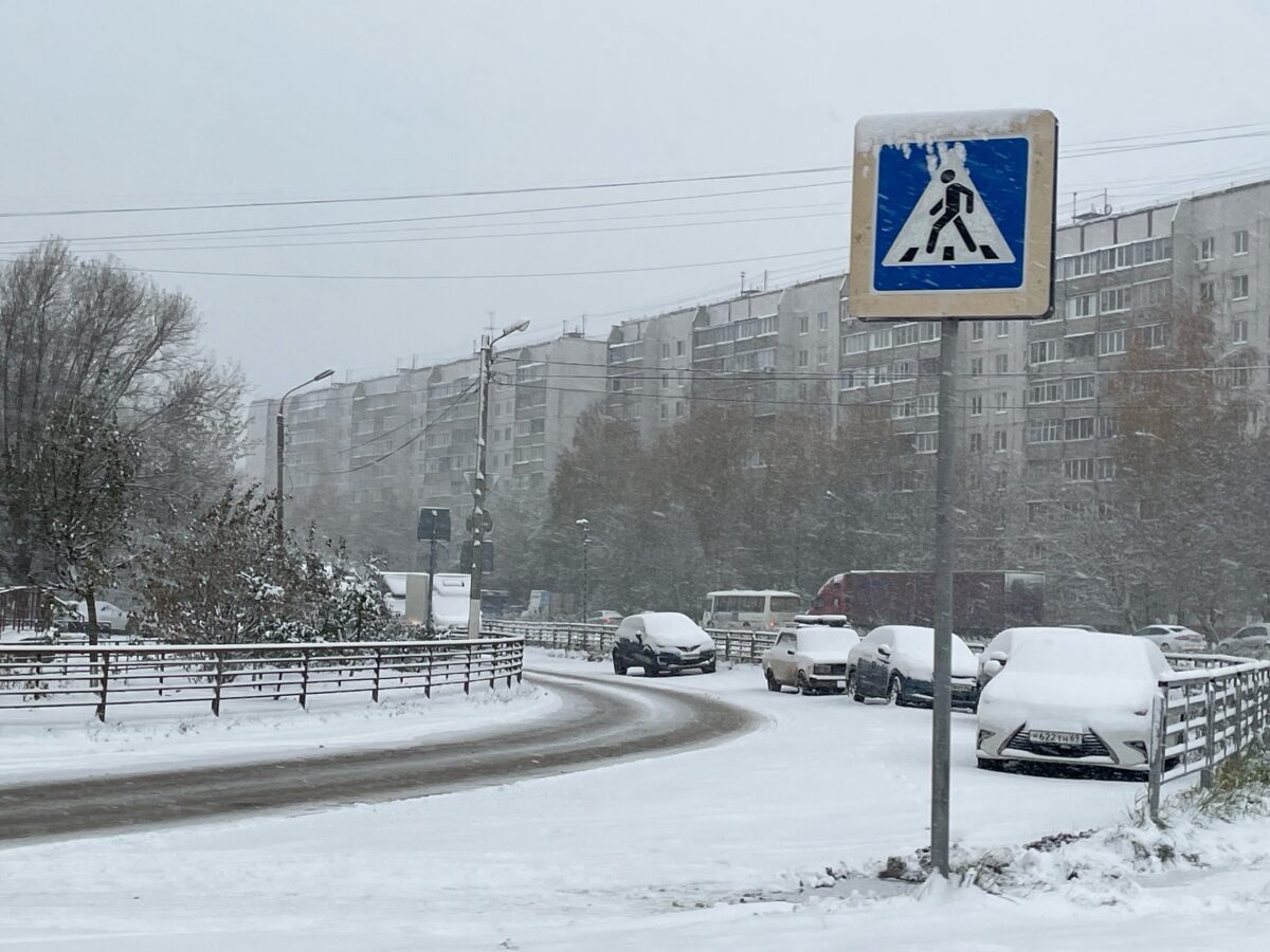 В Твери образовались заторы из-за погоды и летней резины