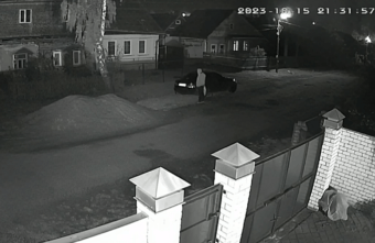 В Твери неизвестный порезал колёса автомобилей