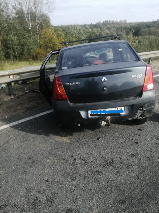 В Тверской области ищут свидетелей ДТП с участием трех машин