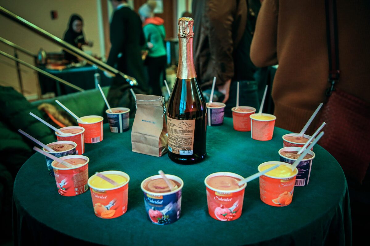 Слишком крепкое: в России изменится состав мороженого