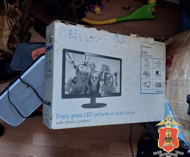 В Тверской области мужчина обнес дом через окно