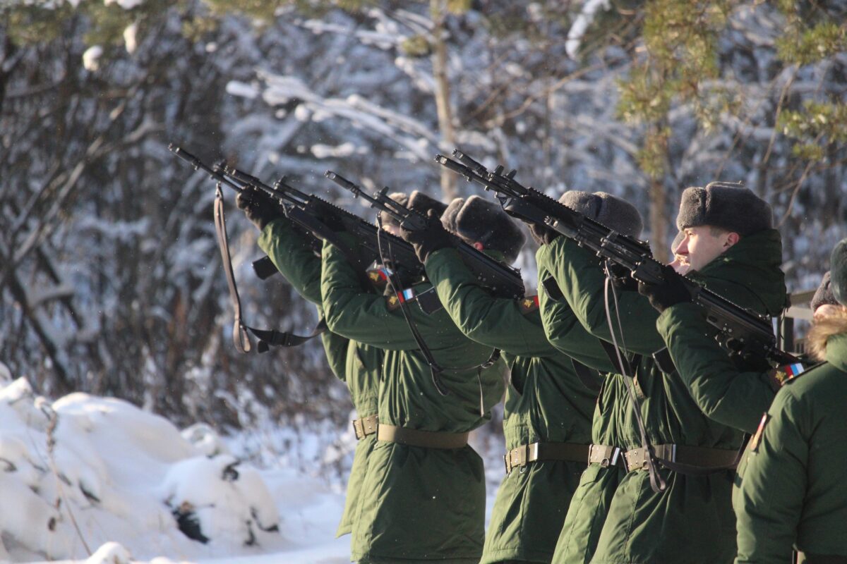 Тверская область простилась с 26-летним героем СВО Никитой Квасовым