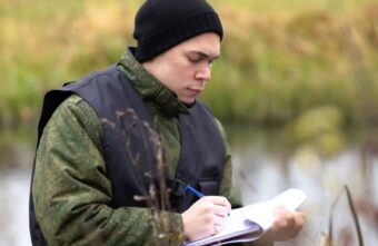 В Тверской области в реке нашли труп В Тверской области в реке нашли труп