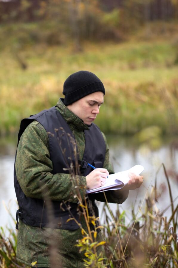 В Тверской области в реке нашли труп