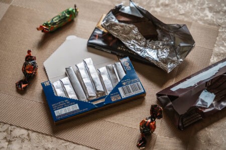 Врач рассказала, кому категорически нельзя есть шоколад Врач рассказала, кому категорически нельзя есть шоколад