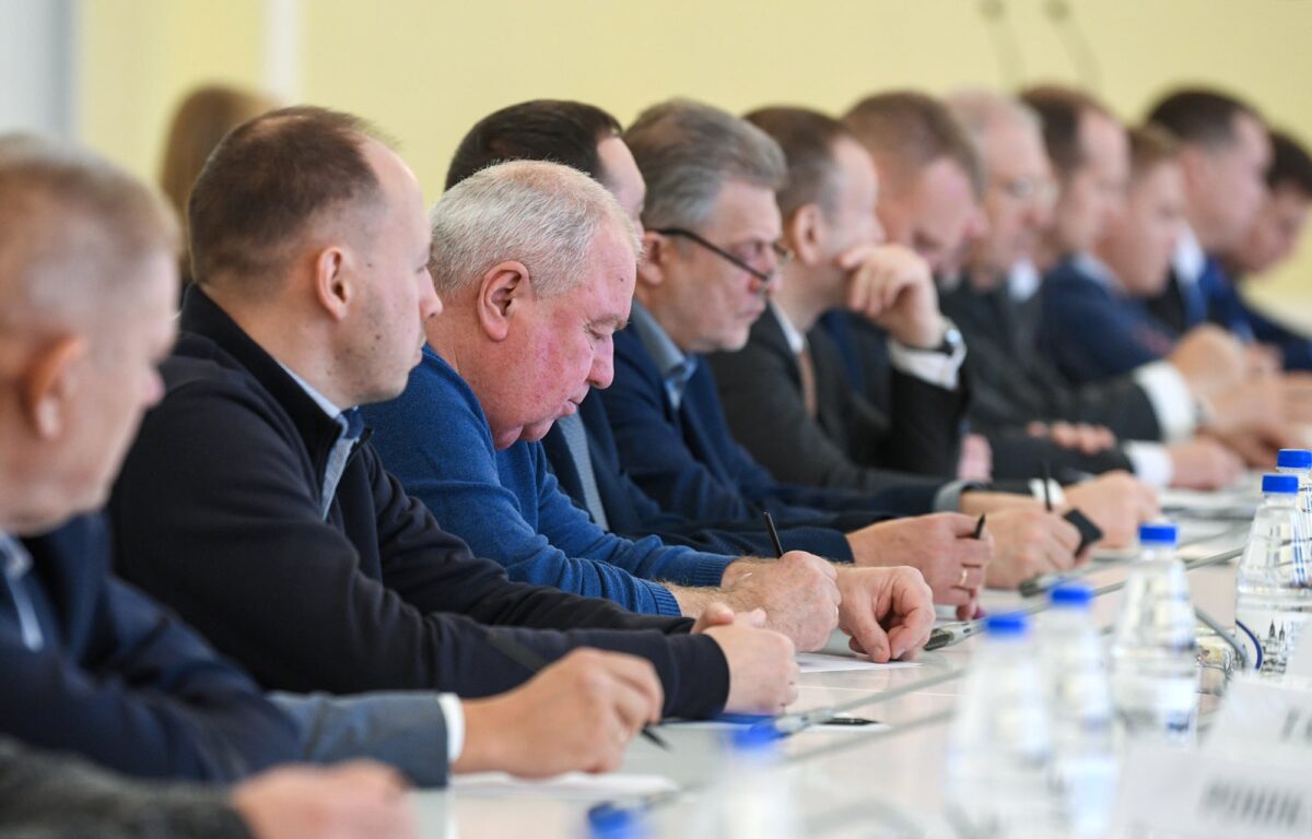 Поддержка аграриев и задачи отрасли АПК на перспективу: Игорь Руденя провел встречу с руководителями сельхозпредприятий