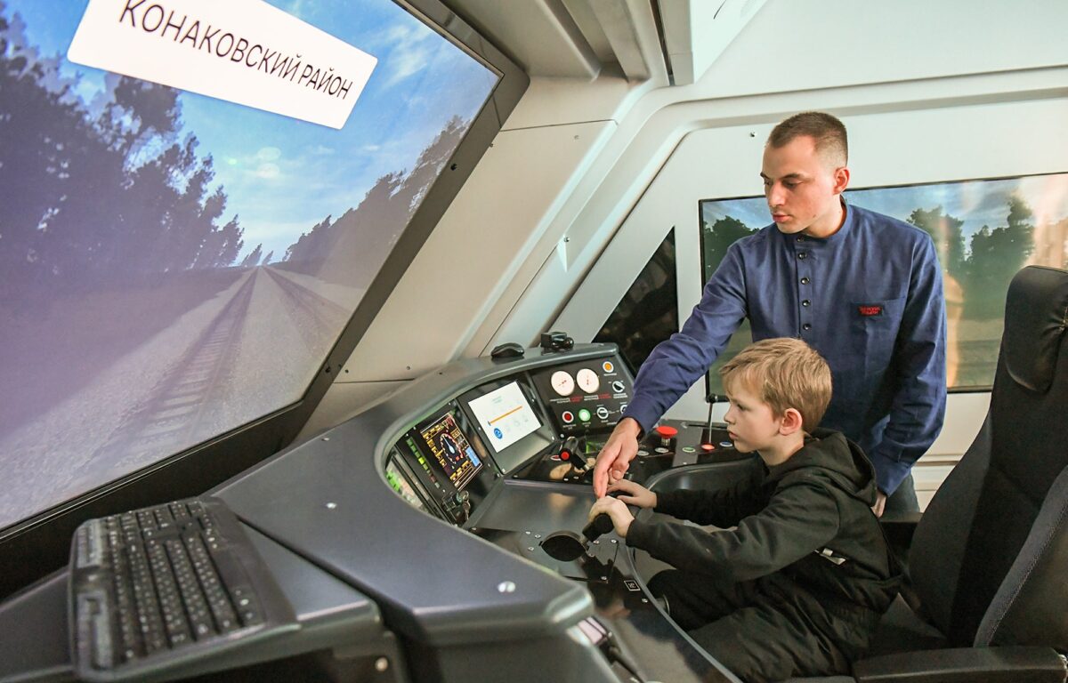 Стенд Тверской области продолжает работу на международной выставке-форуме «Россия» на ВДНХ