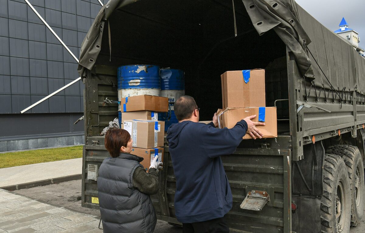 Тверская область направила в зону СВО рентгенаппарат, медикаменты и амуницию