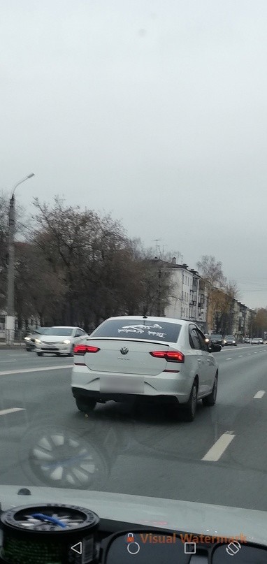 Автомобилисты пожаловались на неадекватного водителя на дороге в Твери