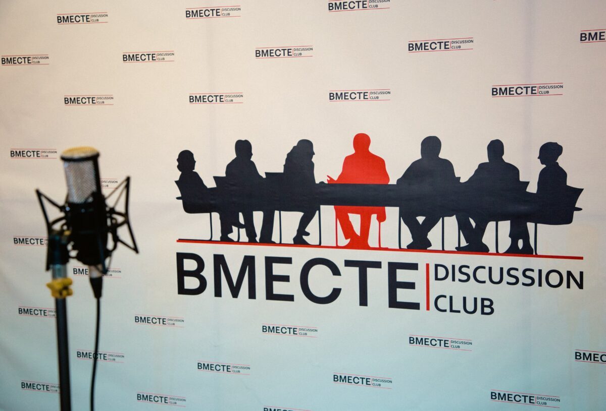 Горячие споры о региональном туризме: в Твери прошли съёмки программы дискуссионного клуба «Вместе»