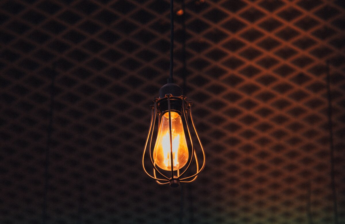 Прокуратура добилась включения света в доме многодетной семьи