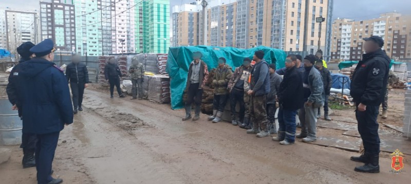 В Твери поймали нелегальных мигрантов на стройках и в общепите