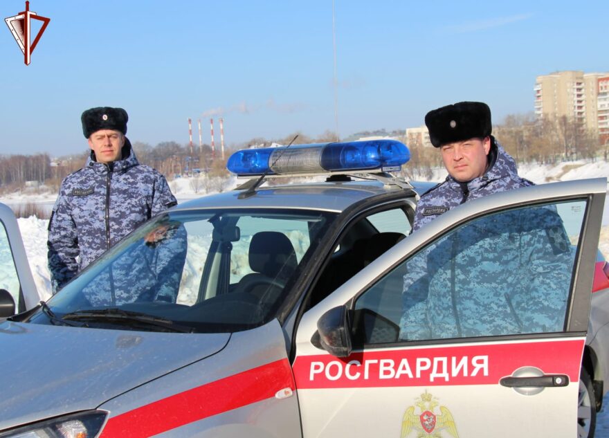 В Тверской области мужчина оплатил украденной картой алкоголь и лекарства В Тверской области мужчина оплатил украденной картой алкоголь и лекарства