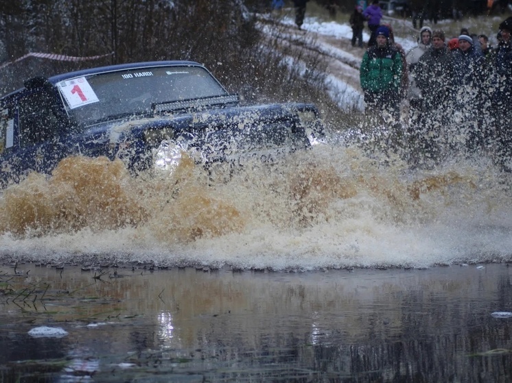 Команда из Оленино победила в гонке внедорожников «Нелидово-Трофи 2023»