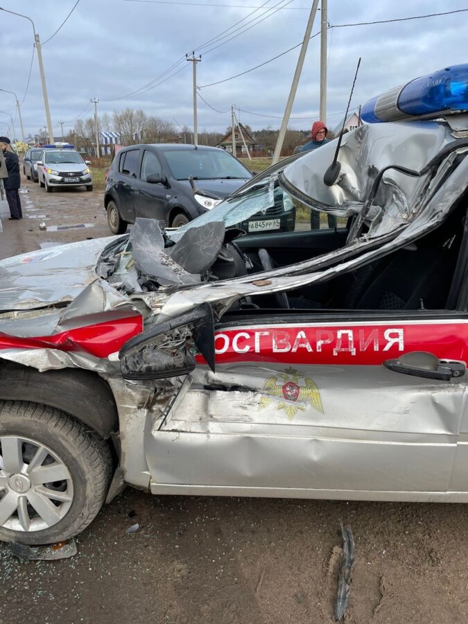 В Тверской области автомобиль Росгвардии попал в ДТП, сообщается о двух пострадавших В Тверской области автомобиль Росгвардии попал в ДТП, сообщается о двух пострадавших