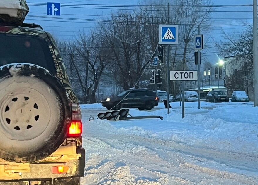 В Твери светофор решил "прилечь отдохнуть"