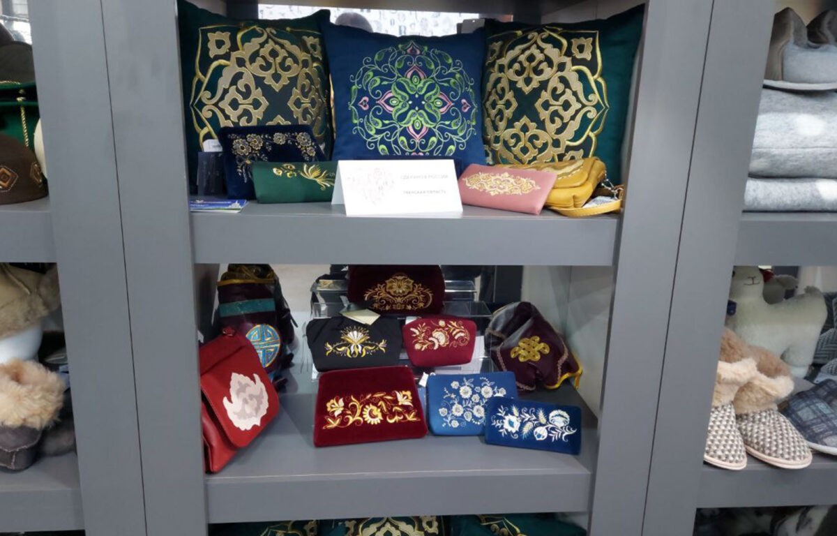 Тверская область удивила гостей «России» тысячелетней вышивкой