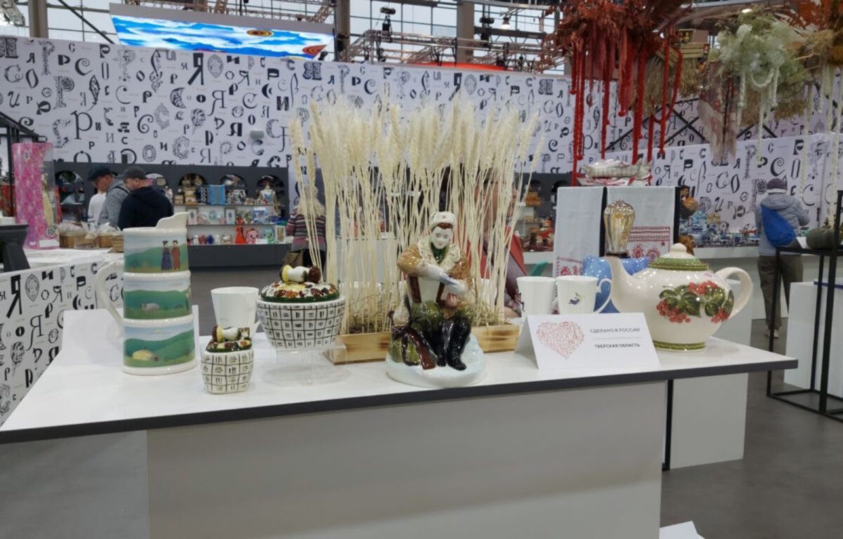 Тверская область удивила гостей «России» тысячелетней вышивкой