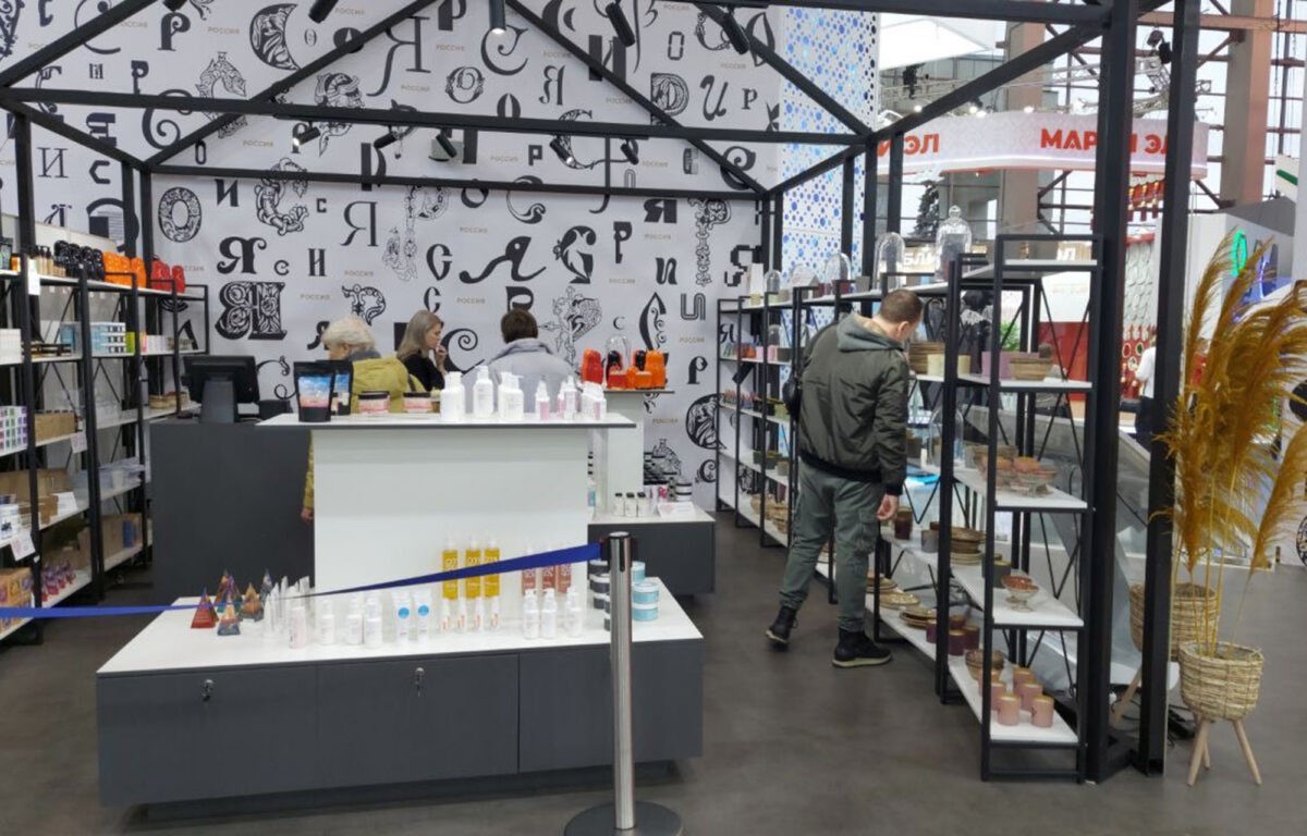 Тверская область удивила гостей «России» тысячелетней вышивкой