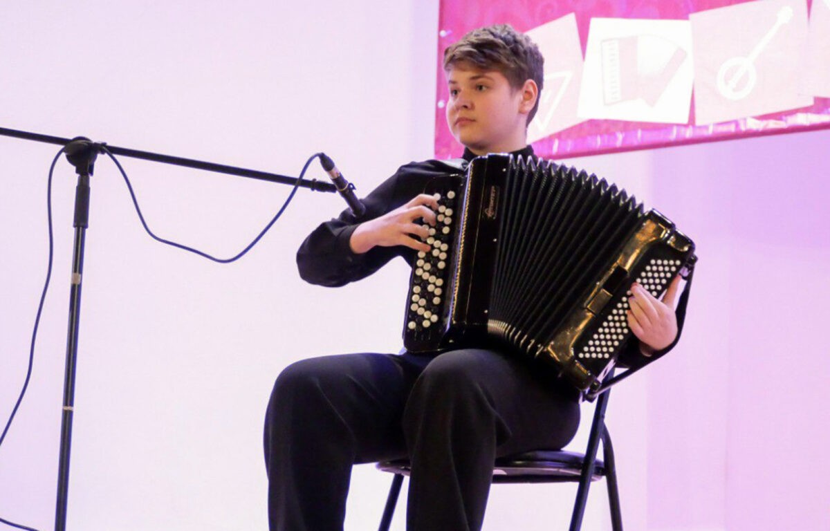 В Твери назвали победителей конкурса молодых исполнителей на народных инструментах