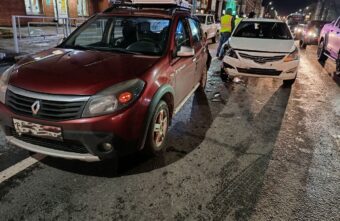 4-летняя девочка пострадала в столкновении двух иномарок в Твери