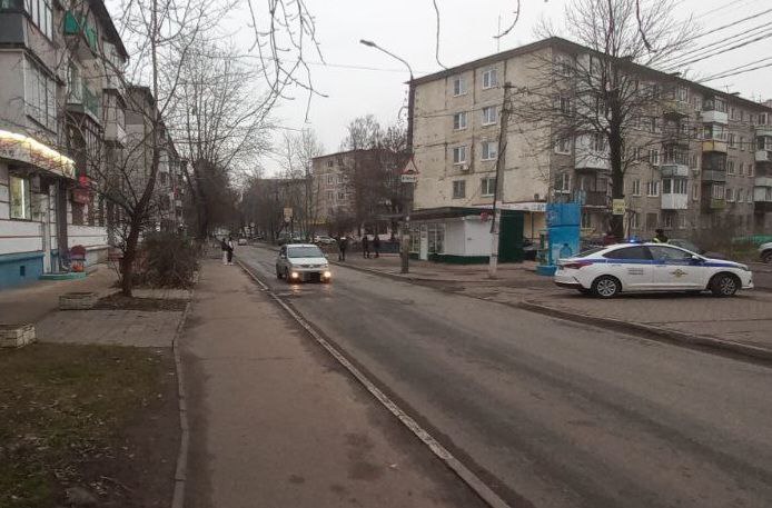 8-летний мальчик попал под колёса иномарки в Твери