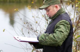 Тело 64-летнего мужчины нашли в озере в Тверской области Тело 64-летнего мужчины нашли в озере в Тверской области