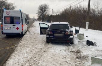 Водитель "Мазды" сбил пожилого пешехода на остановке в Твери Водитель "Мазды" сбил пожилого пешехода на остановке в Твери