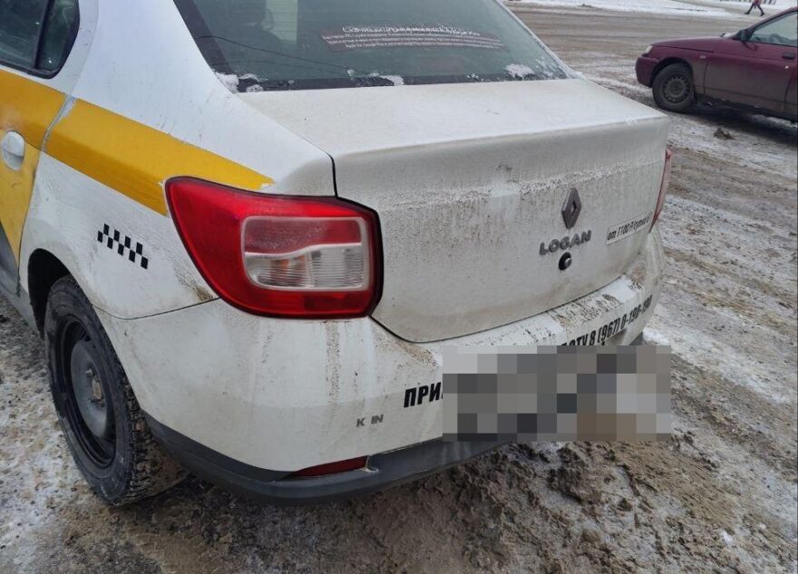 На привокзальной площади в Твери поймали 5 таксистов-нарушителей На привокзальной площади в Твери поймали 5 таксистов-нарушителей