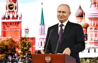 Владимир Путин поздравил жителей Тверской области с Днём народного единства Владимир Путин поздравил жителей Тверской области с Днём народного единства