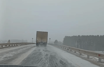 На трассе М-11 под Тверью восстановлено движение по путепроводу На трассе М-11 под Тверью восстановлено движение по путепроводу