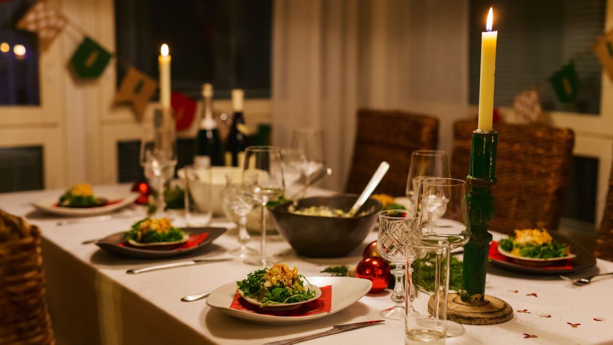 Врач рассказала о страшных последствиях застолий для иммунитета и внешнего вида