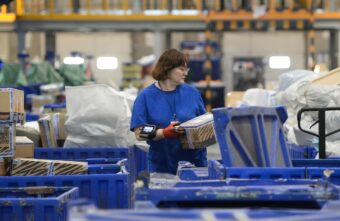 Мошенники придумали новый способ обмана с использованием упаковок от посылок Мошенники придумали новый способ обмана с использованием упаковок от посылок