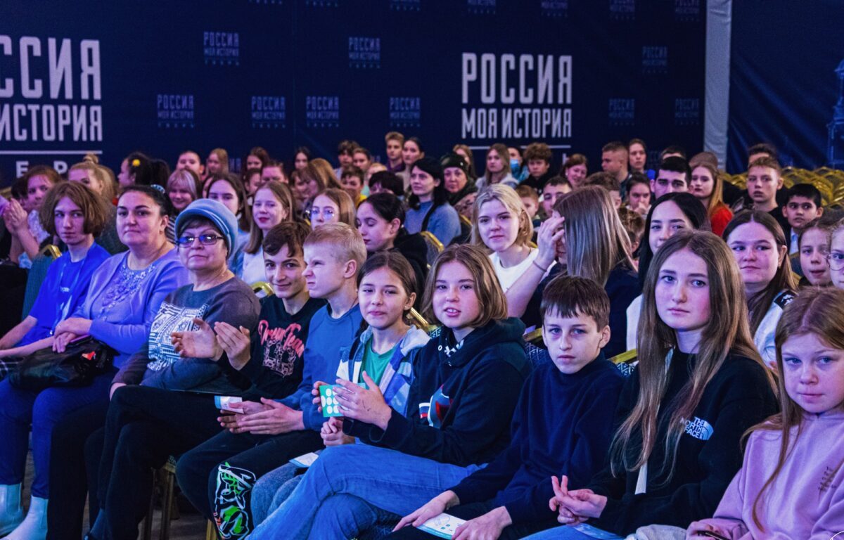 Больше 12 тысяч школьников Тверской области приняли участие в профориентационном фестивале «Билет в будущее»