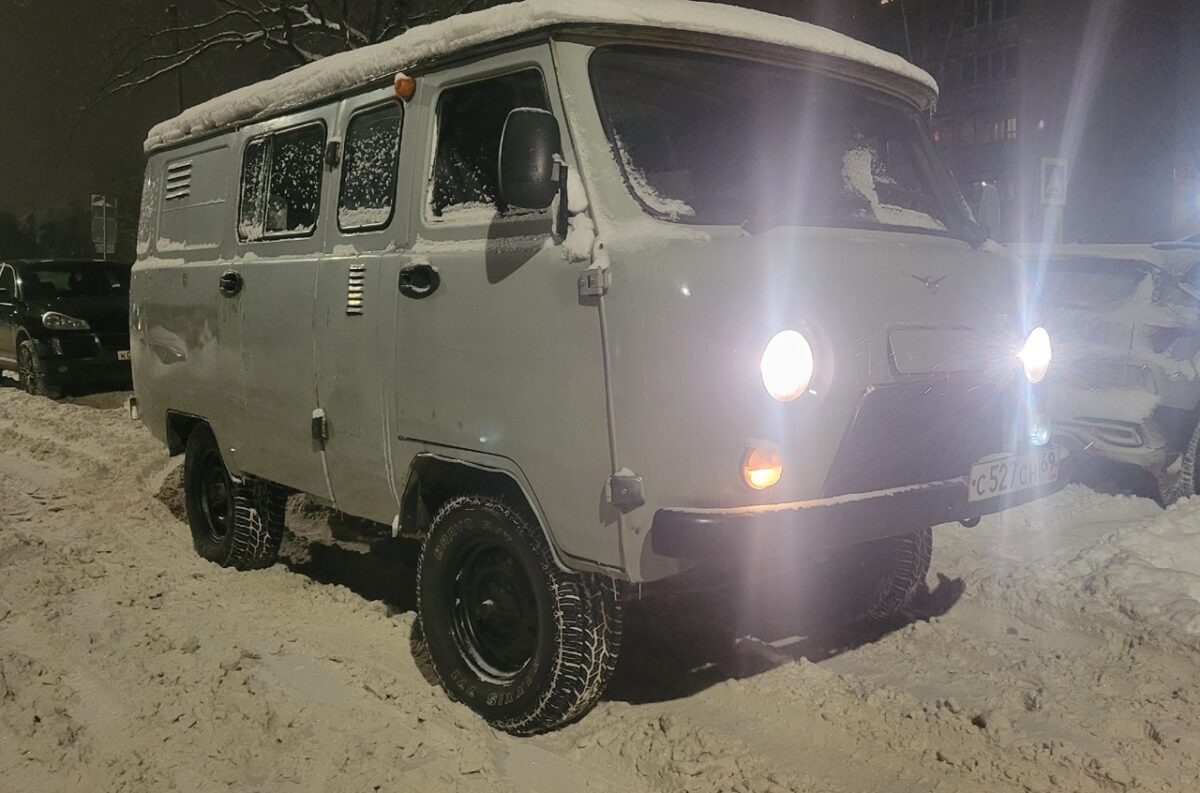 Для снайпера из Тверской области и его товарищей купили машину