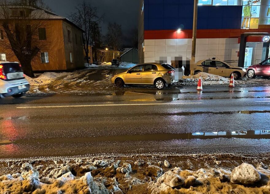 В Твери пожилого мужчину сбила иномарка