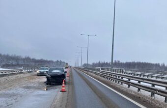 Ушёл в занос: молодой водитель спровоцировал ДТП на "встречке" в Твери