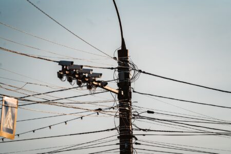 Еще одна камера начала фиксировать в Твери непристегнутые ремни безопасности