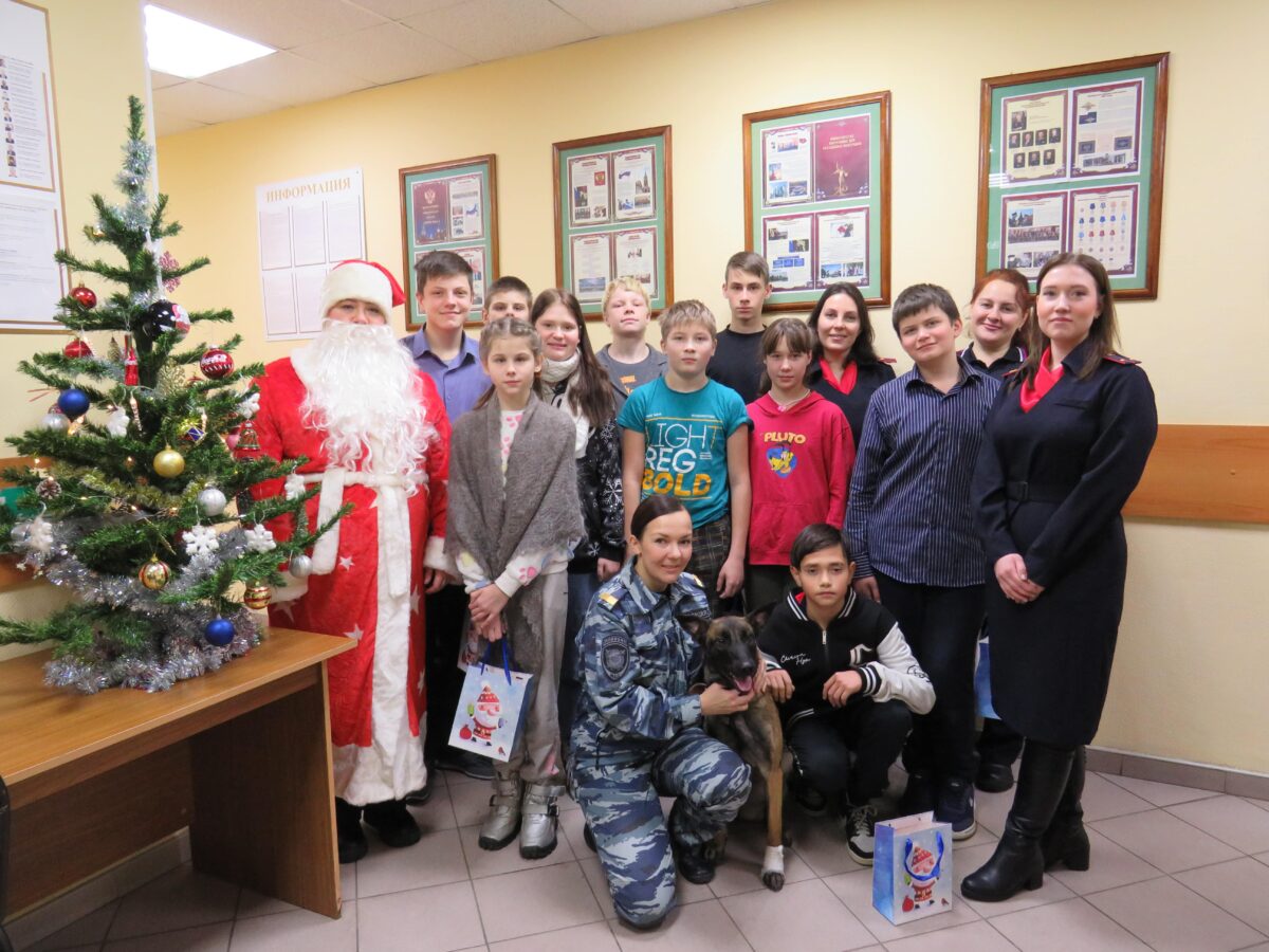 В Твери стартовала всероссийская акция «Полицейский Дед Мороз»