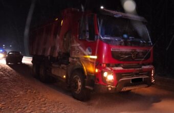 Ушёл в занос: молодой водитель спровоцировал ДТП на "встречке" в Твери Ушёл в занос: молодой водитель спровоцировал ДТП на "встречке" в Твери