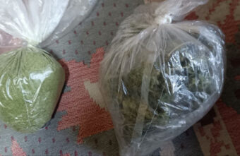 Пакет и свёртки с марихуаной нашли у жителя Тверской области Пакет и свёртки с марихуаной нашли у жителя Тверской области