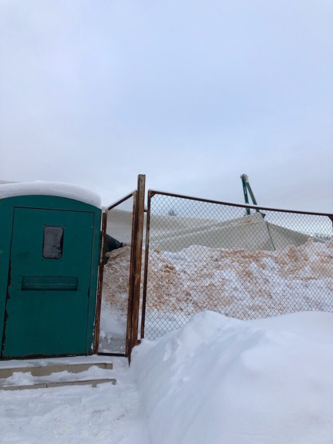 В Тверской области под тяжестью снега упал ФОК