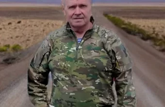 В Твери проводят в последний путь 66-летнего участника СВО  