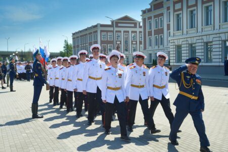 Тверское суворовское училище отмечает 80-летие со дня образования Тверское суворовское училище отмечает 80-летие со дня образования