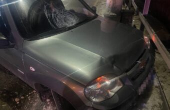 В Твери водитель пытался помочь пенсионерке и оказался под автомобилем