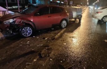 Две женщины пострадали в столкновении "Хёндая" и "Ниссана" в Твери